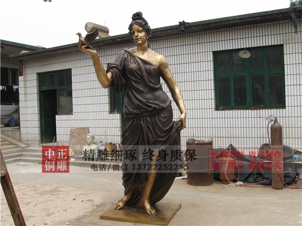 女神銅雕塑.jpg 女神銅雕塑.jpg
