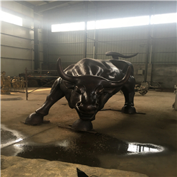 華爾街牛雕塑圖片 華爾街牛雕塑圖片