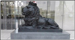 室外趴著銅獅子雕塑 室外趴著銅獅子雕塑
