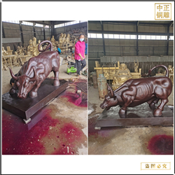 華爾街銅牛生產(chǎn)廠 華爾街銅牛生產(chǎn)廠